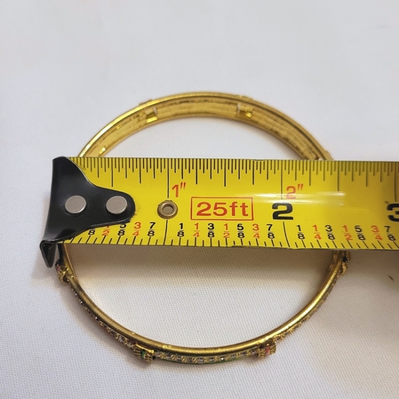 Vintage Bangle Bracelet - Picture 4 of 6